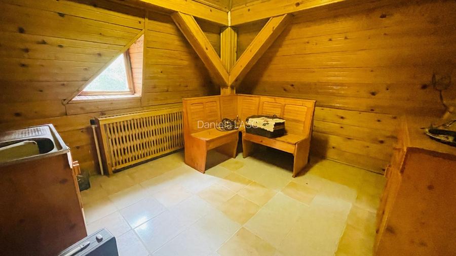 Casa spatioasa cu teren 739 mp in zona Mehala