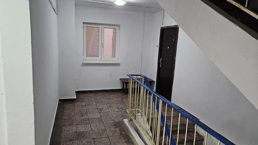 Apartament cu 2 camere decomandat în Militari