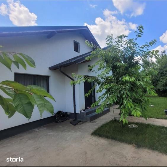 Casă cu 3 camere cu Teren 320 Mp în Ciurea