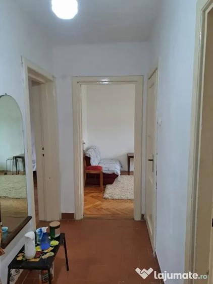 Inchiriez apartament 2 camere decomandate in zona Balcescu - 5