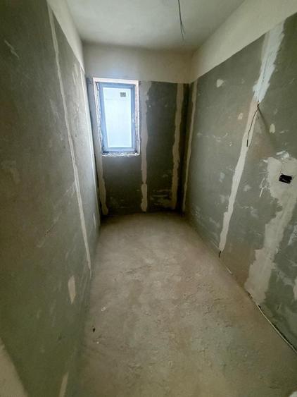 Duplex cu 4 camere cu Canalizare în Central