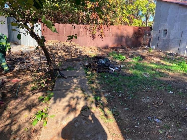 Casă individuală cu 6 camere cu Canalizare în Bucureștii Noi