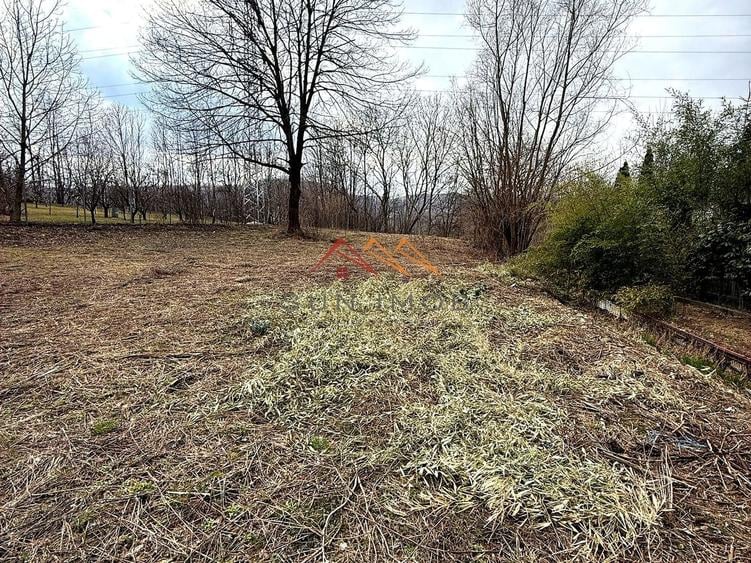 Teren Construcții intravilan de 3171 mp, în Cornu de Jos (Cornu)