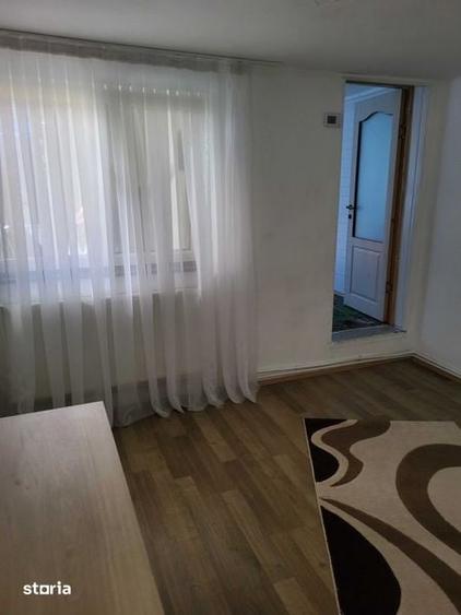Casă cu 3 camere cu Teren 70 Mp în Afumați