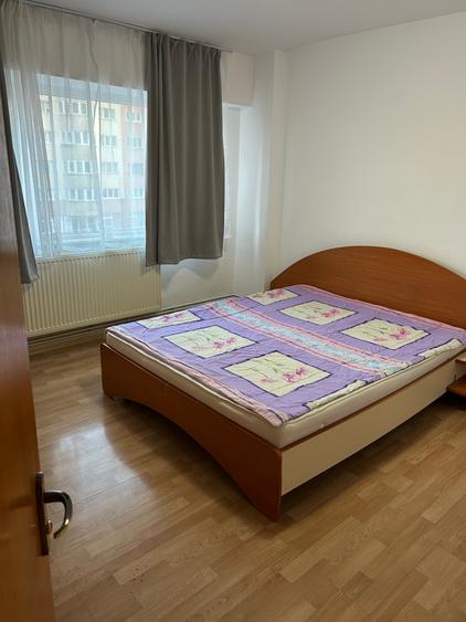 Apartament cu 2 camere decomandat în Răcădău
