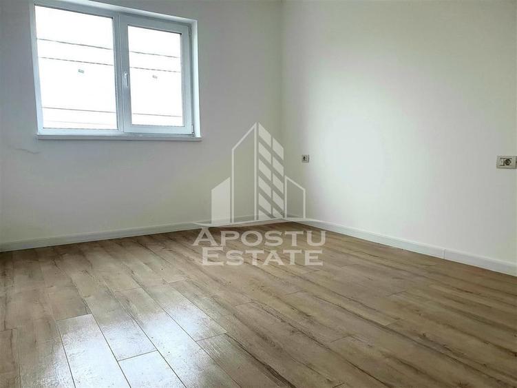 Casă cu 4 camere cu Teren 285 Mp în Chișoda