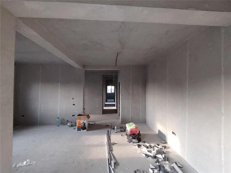 Duplex cu 4 camere cu Canalizare în Moșnița Nouă