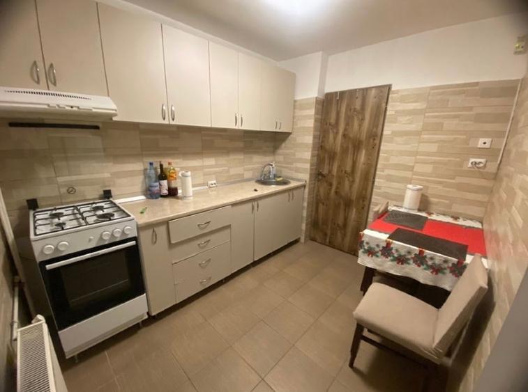 Apartament cu 2 camere decomandat, mobilat în Rahova