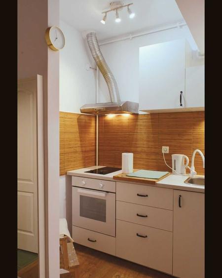 Apartament cu 2 camere semidecomandat în Bucur Obor