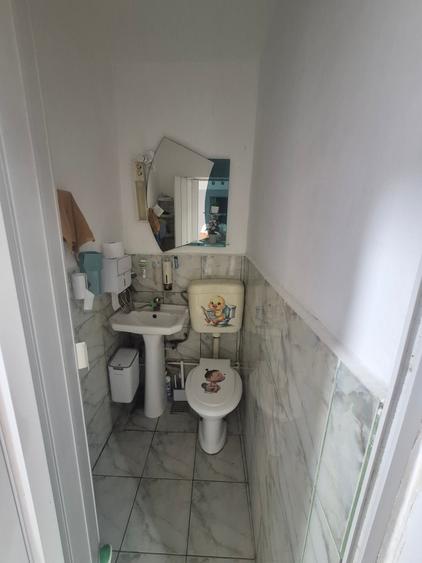 Apartament cu 4 camere în Est