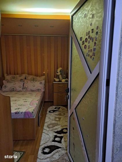Apartament cu 3 camere decomandat în Mihai Bravu