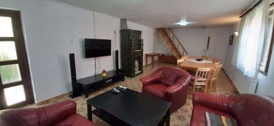 Casă cu 4 camere cu Teren 700 Mp în Hațeg