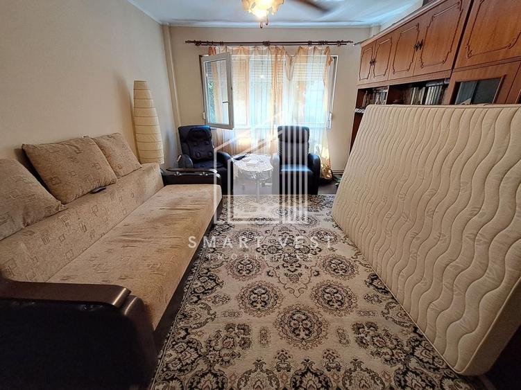Apartament cu 3 camere semidecomandat, mobilat în Micro 16