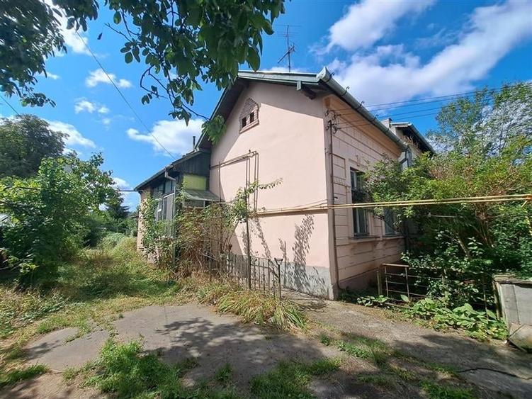 Casă individuală cu 4 camere cu Canalizare în Gheorgheni