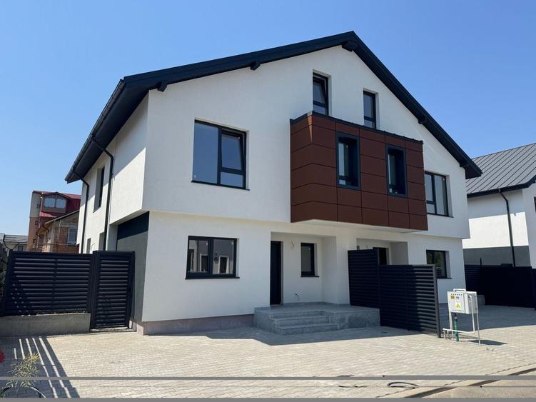Casă individuală cu 5 camere cu Canalizare în Central