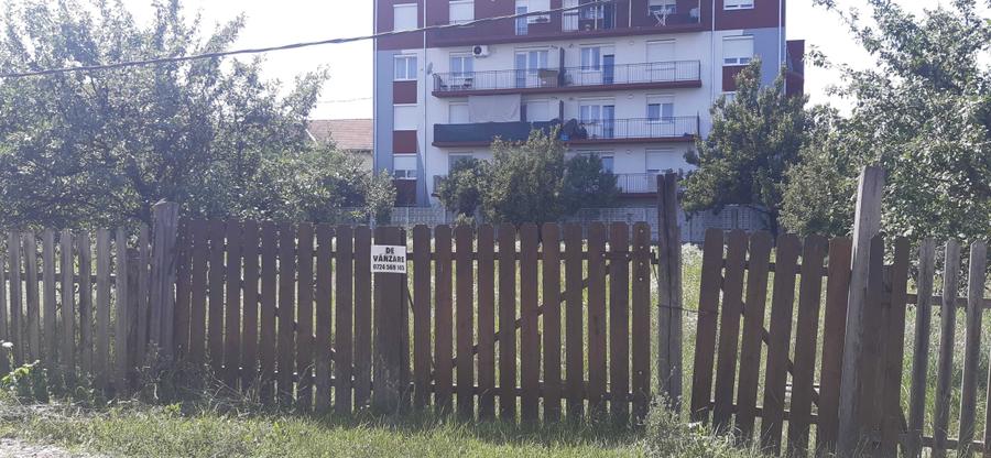 Teren de 1769 mp, în Central