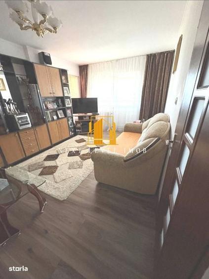 Apartament cu 3 camere decomandat în Bere