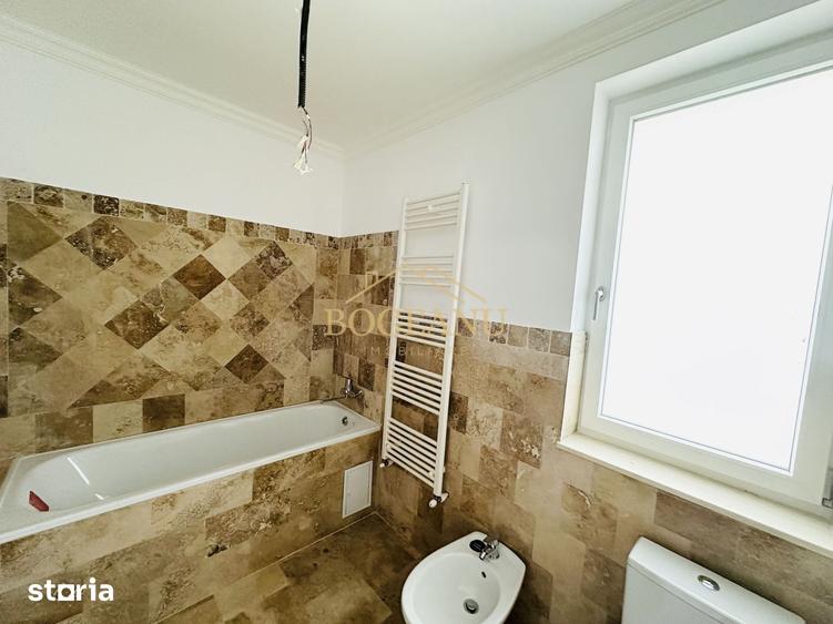 Casă cu 4 camere cu Teren 120 Mp în Ronaț