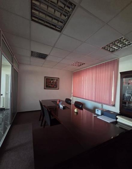 Spațiu comercial, de 270 mp, în Central