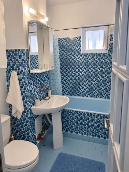 Apartament cu 3 camere decomandat în Obcini