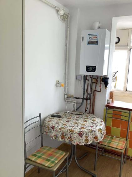 Apartament cu 2 camere semidecomandat în Gara de Nord