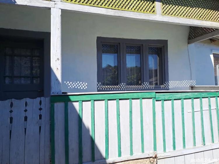 Casă cu 4 camere cu Teren 1013 Mp în Sâncel