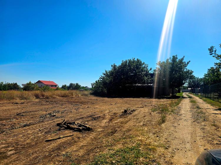 Teren intravilan de 500 mp, în Costi