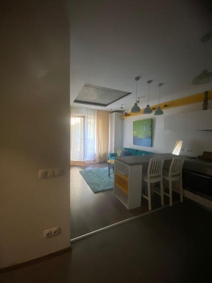 Apartament cu 2 camere semidecomandat în Tineretului