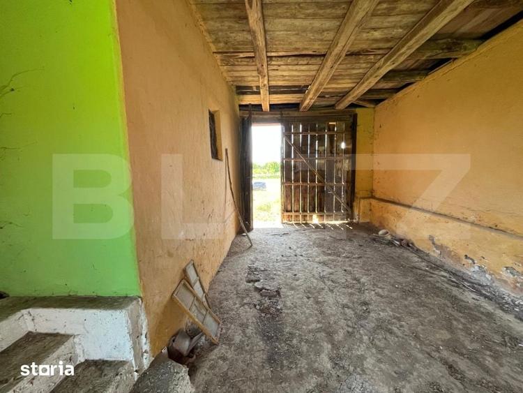 Casă cu 3 camere cu Teren 35000 Mp în Curățele