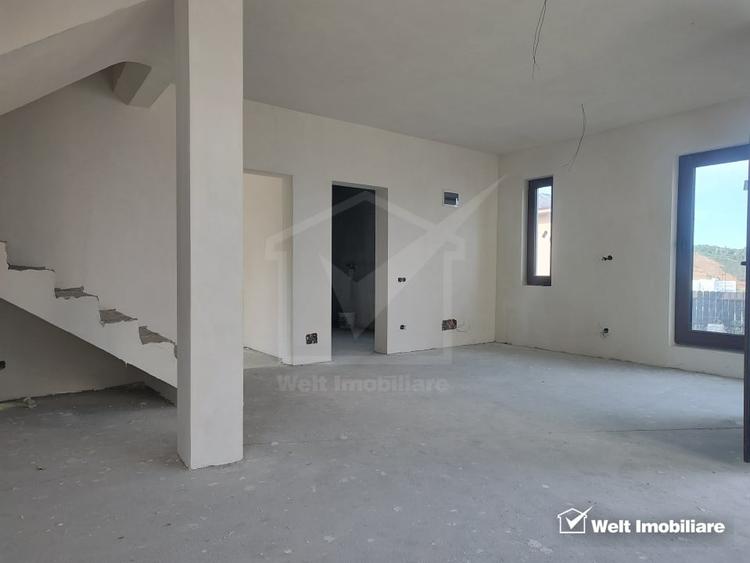 Casă individuală cu 4 camere cu Canalizare în Apahida