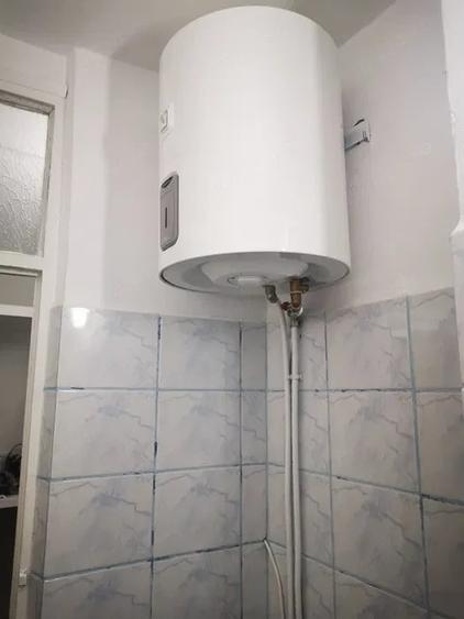 Garsonieră decomandată în UTA