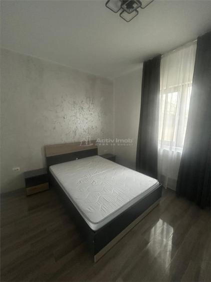 Casă cu 4 camere cu Teren 350 Mp în Central