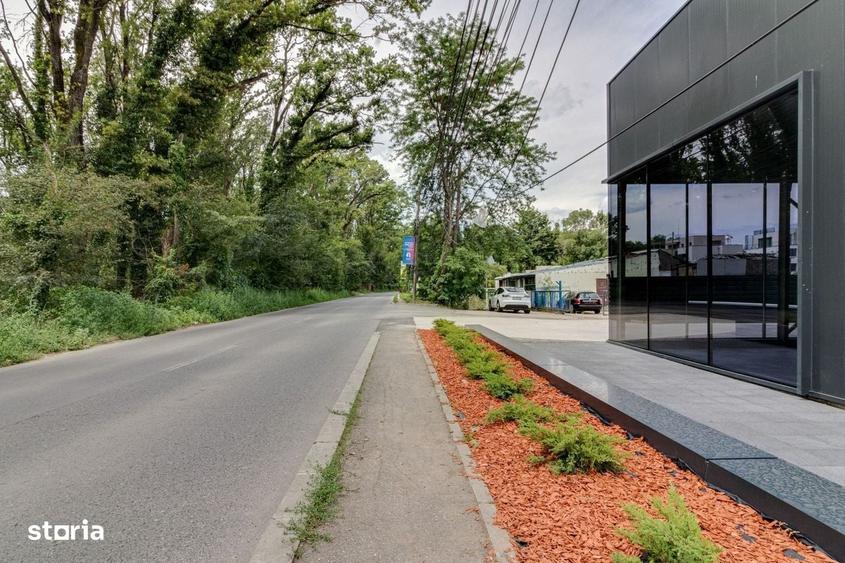 Spațiu comercial, de 988 mp, în Nord