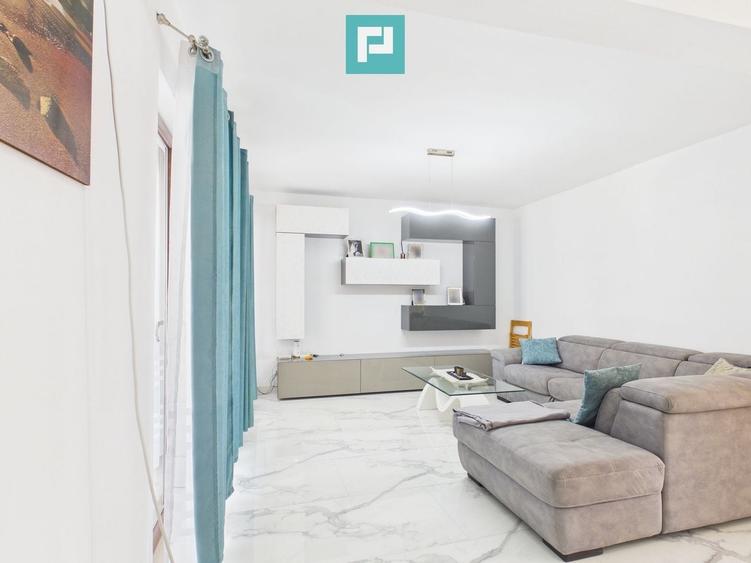 Casă individuală cu 4 camere cu Canalizare în Livada
