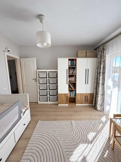 Apartament cu 2 camere decomandat în Între Lacuri