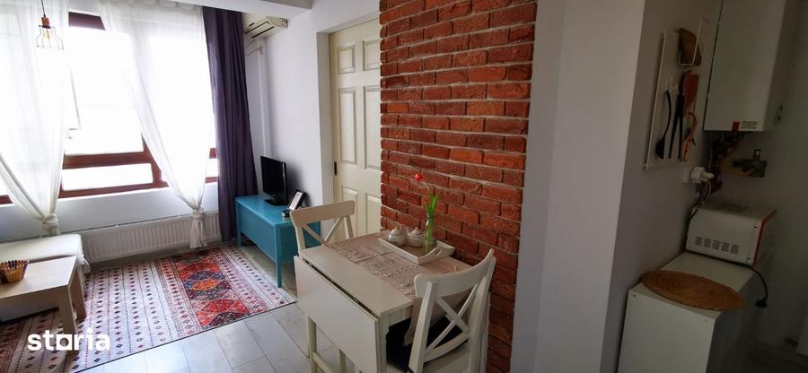 Apartament cu 2 camere, mobilat în Iancului