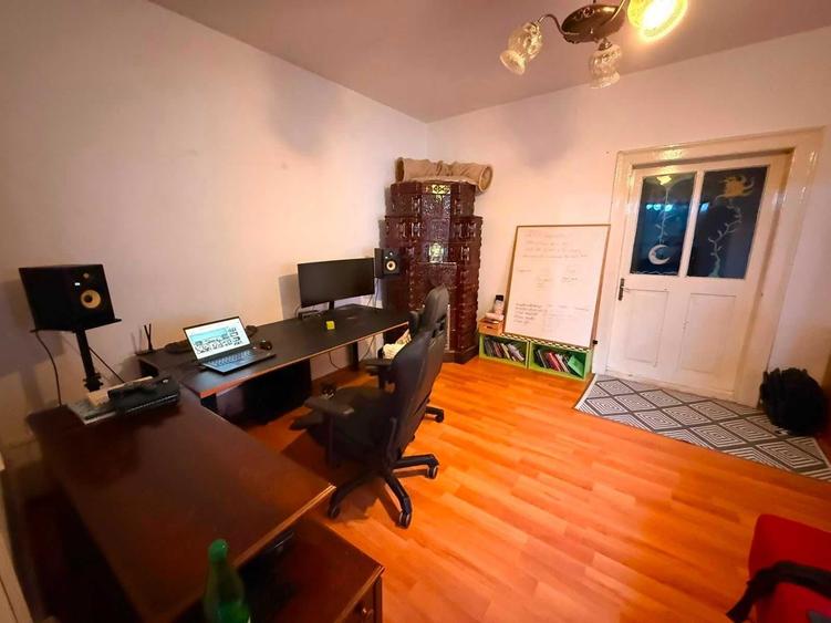 Casă cu 4 camere cu Teren 2000 Mp în Iara