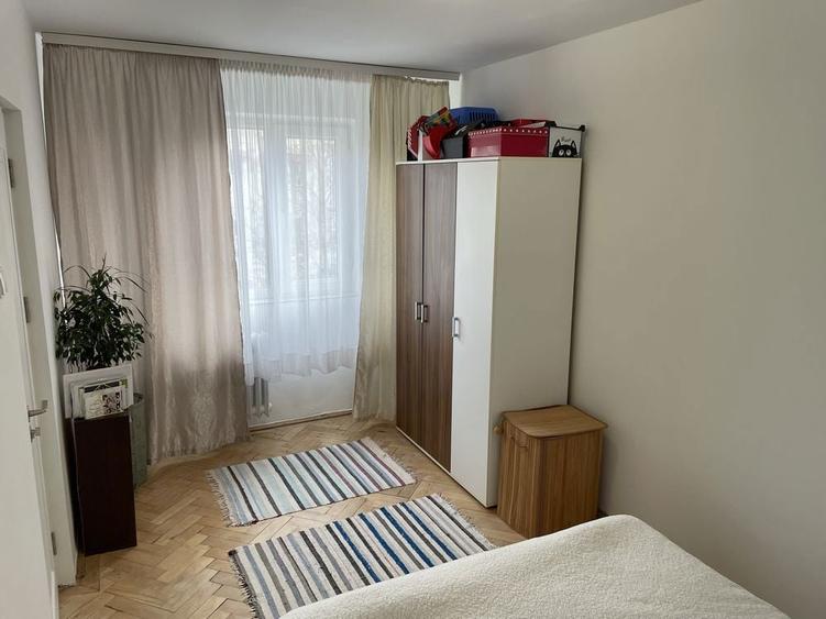 Apartament cu 2 camere semidecomandat în Valea Rosie