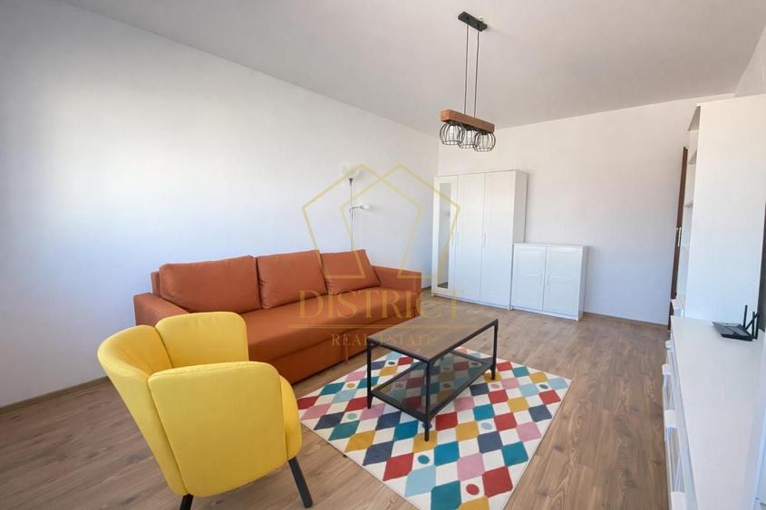 Apartament cu 3 camere decomandat, mobilat în Lipovei