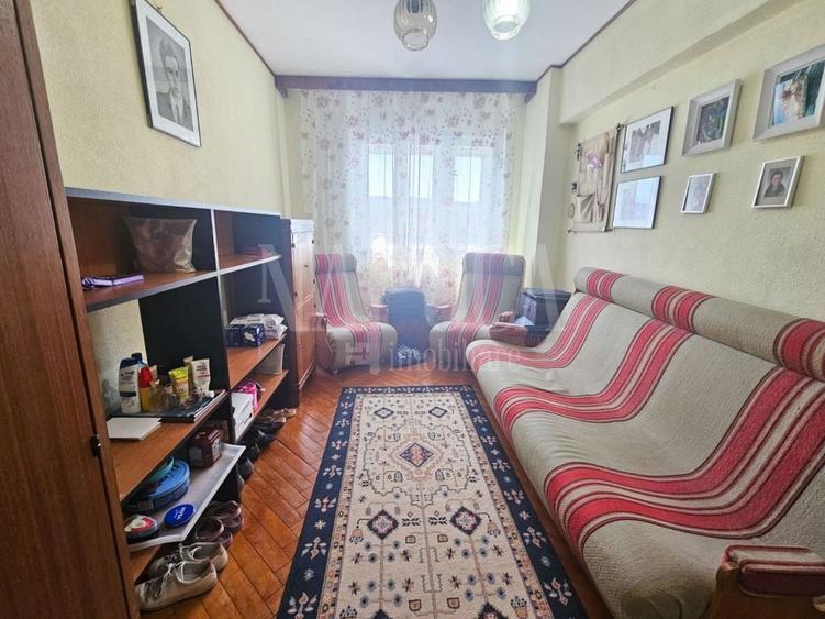 Apartament cu 4 camere decomandat în Mănăștur
