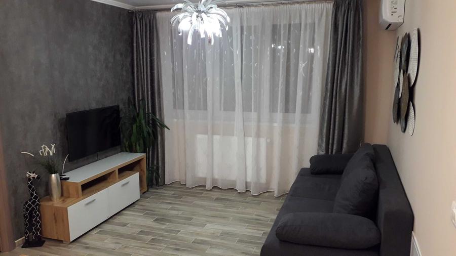 Apartament cu 2 camere semidecomandat în Nufărul