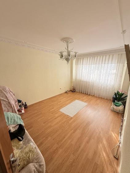 Propietar vand apartament 2 camere decomandat spatios loc de parcare inclus - 5