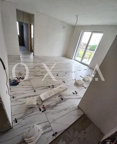 Apartament cu 2 camere semidecomandat în Giroc