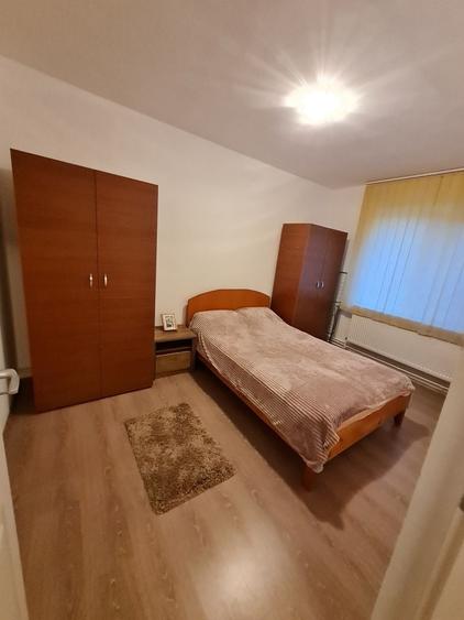 Garsonieră decomandată în Central