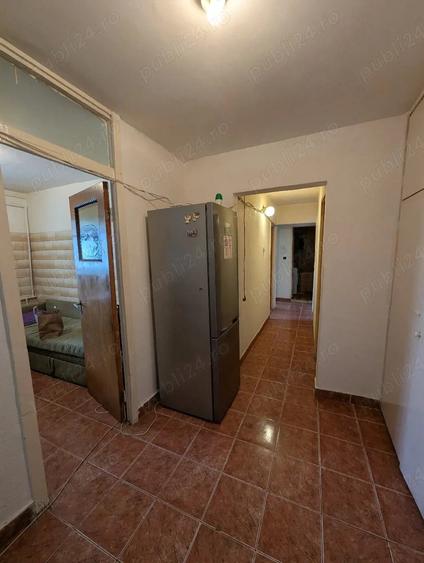 Apartament cu 3 camere decomandat în Ghencea