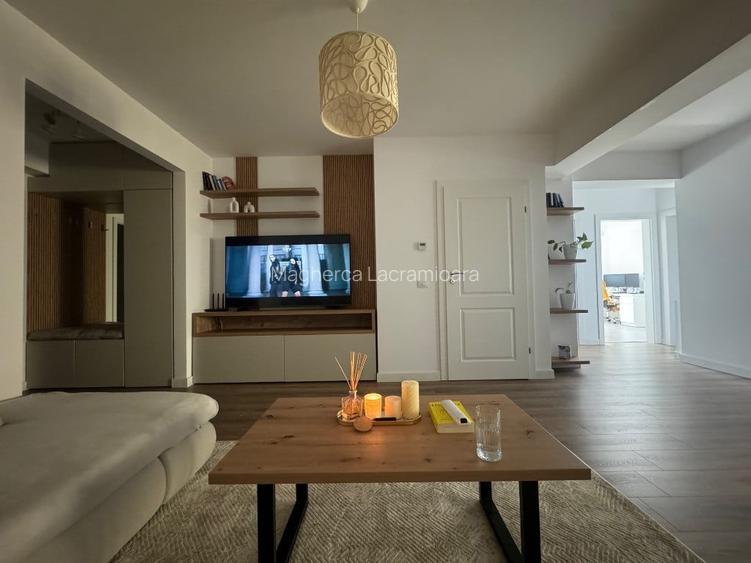 Apartament 3 camere + boxa + loc parcare subteran Pepinierei,Miroslava