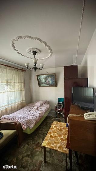 Apartament cu 2 camere decomandat în Pârneava