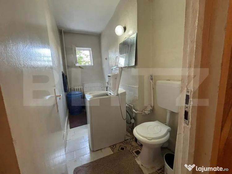 Apartament cu 3 camere semidecomandat în Rogerius