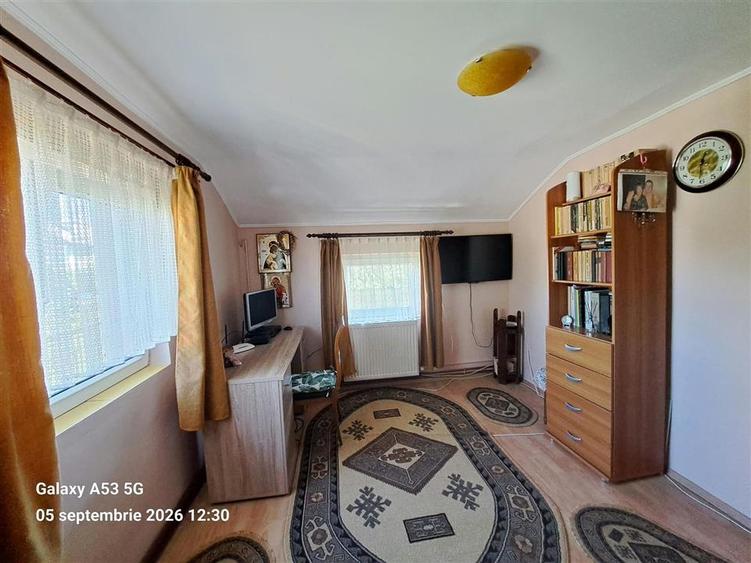 Casă individuală cu 4 camere cu Garaj în Tunari