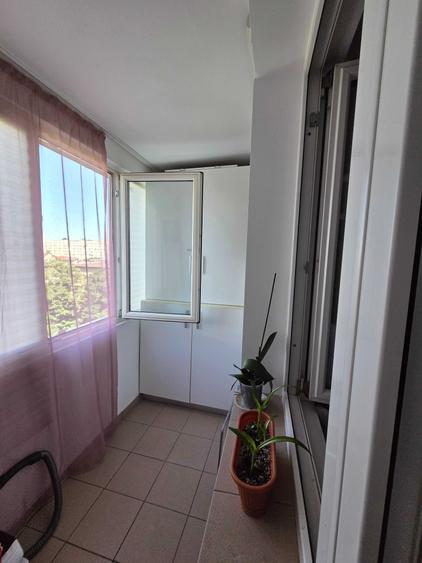 Apartament cu 2 camere semidecomandat în Titan